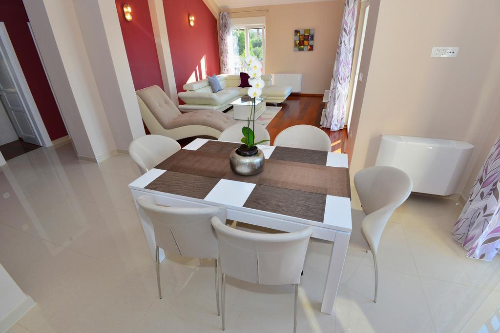 Apartments Villa Coratina Trogir Zewnętrze zdjęcie