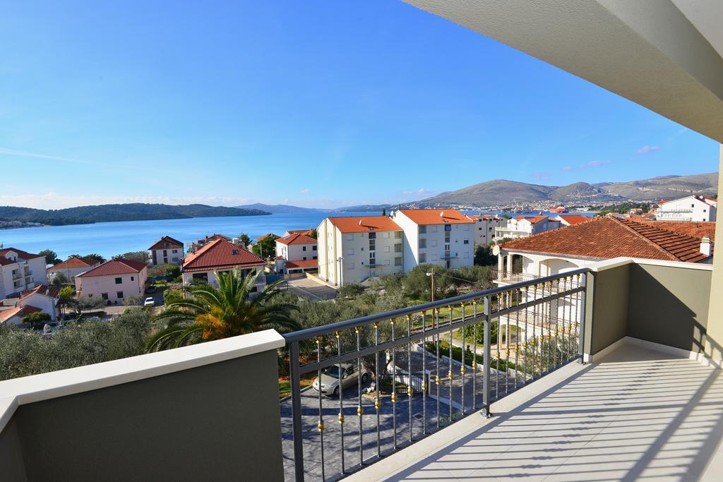Apartments Villa Coratina Trogir Zewnętrze zdjęcie