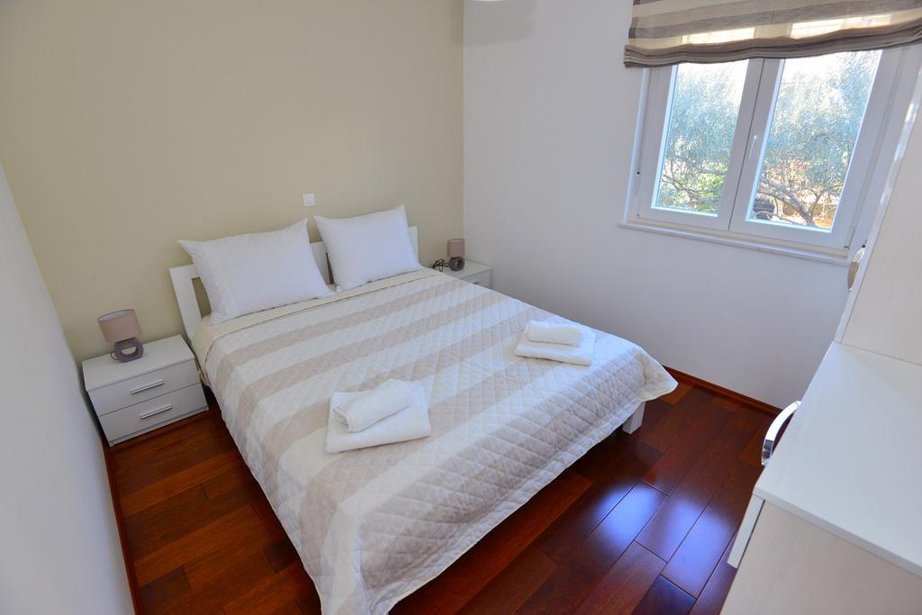 Apartments Villa Coratina Trogir Zewnętrze zdjęcie